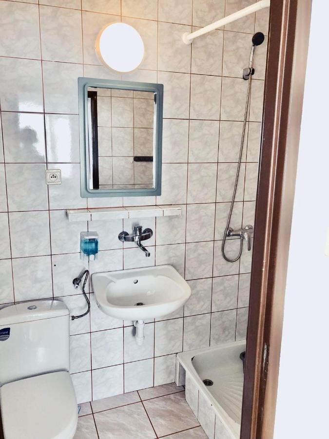 Pokoje Goscinne Galeon W Darlowku Ujście-Darłowskie Exterior foto