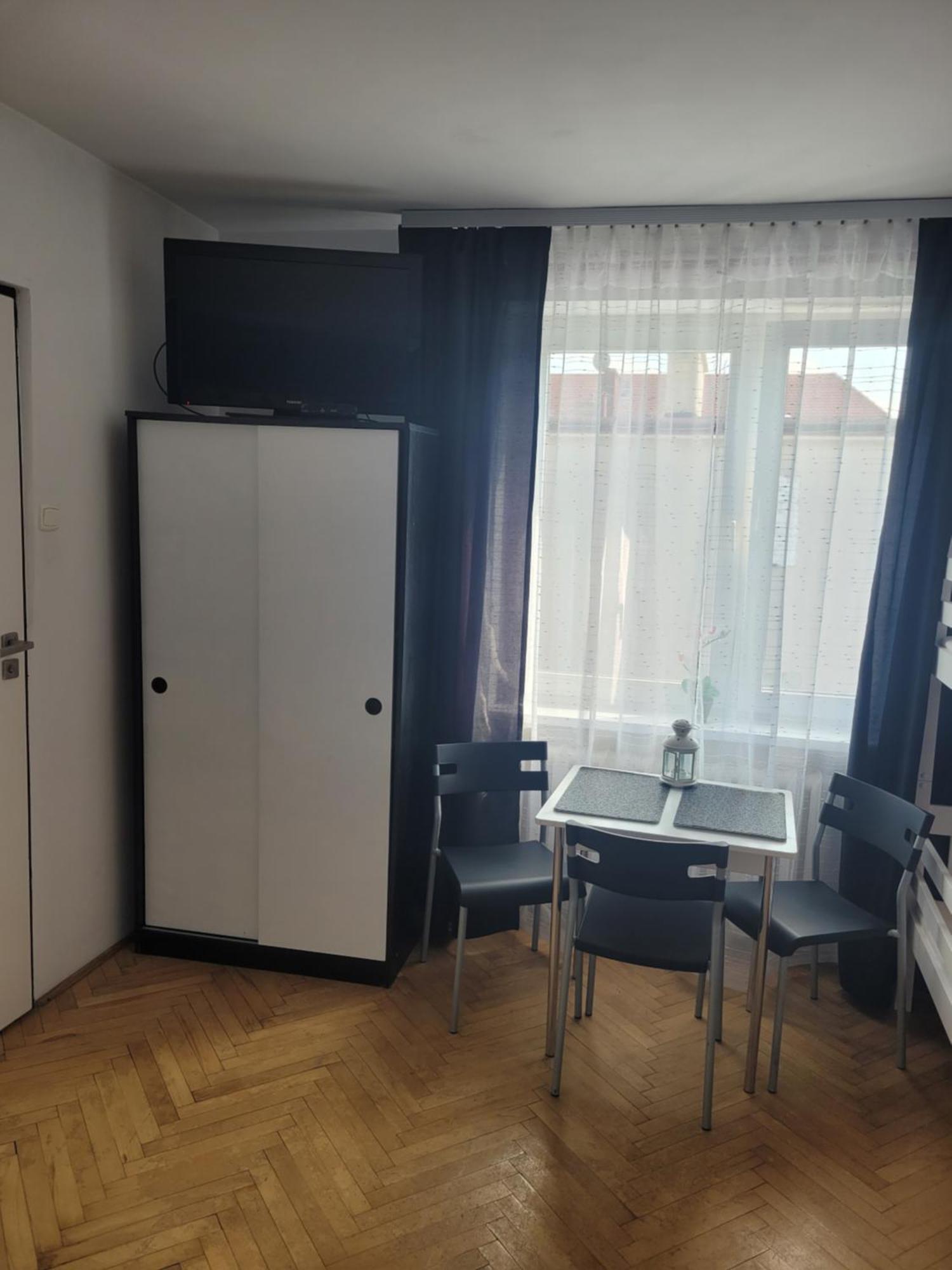 Pokoje Goscinne Galeon W Darlowku Ujście-Darłowskie Exterior foto